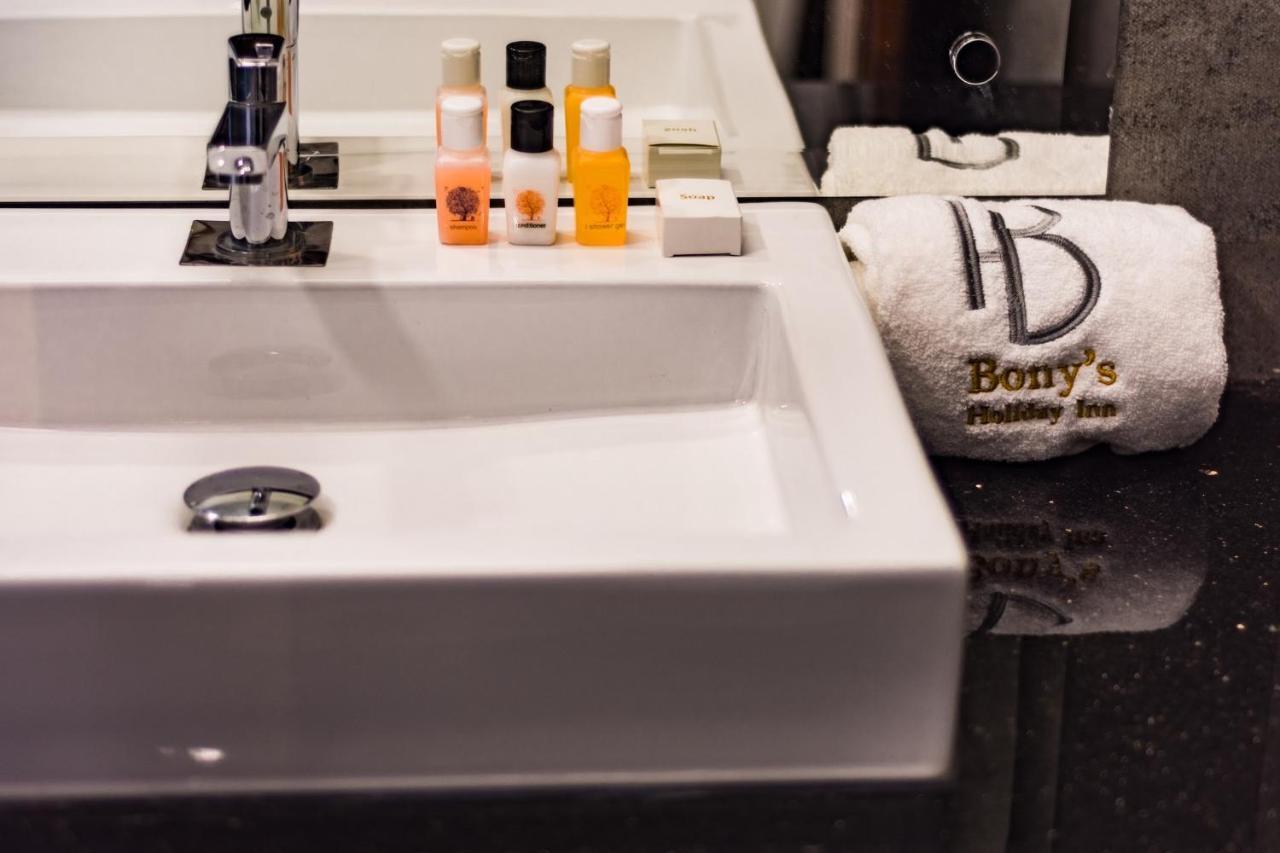 Bony'S Holiday Inn ネゴンボ エクステリア 写真